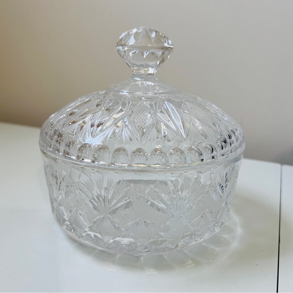 Vintage Lead Cut Crystal Heavy Bon Bon Candy Box Dish 2 Pc Clear with Etching - Picture 11 of 14